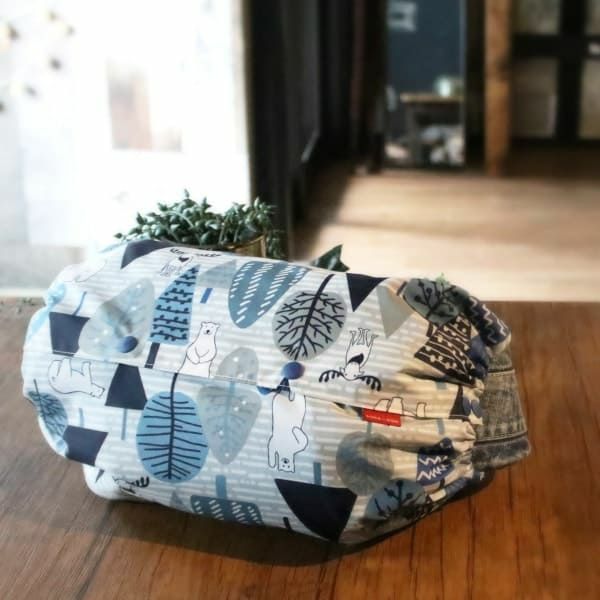 【L】【防水生地】ナイロンオックス北欧の森の動物達 ブルー/抱っこひも収納カバー「ルカコ」 88-0983-11