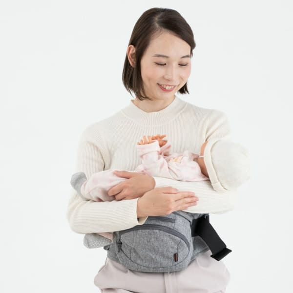美品！napnap tran ダブルショルダー　グレー　折り畳めるヒップシート napnap】ナップナップのヒップシート【Tran】トラン ダブル