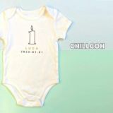 CHILLCOH(チルコ)【1歳バースデーロンパース】名入れギフト誕生日ベビー服・衣装・アイテム(男の子女の子)75・80・85サイズ おしゃれでかわいいロンパース白肌着(オムツ替えや着替え着脱簡単)普段着、ベビーフォトセルフ、誕生日会やフォーマル着にも活躍コーデ【オーダーメイド】1000-44-12