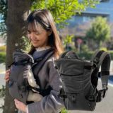 帝王切開にもおすすめの新生児から使える抱っこ紐【まずコレ】驚くほど超簡単・コンパクト！妊婦マタニティ出産準備、1ヶ月検診や里帰り出産移動、上の子の送迎に大活躍！寝たらそのままベッドにおろせる、対面抱っこ・前向き抱っこ・4ヶ月からリュック式で簡単おんぶできてコスパ最高 イニシャルチャーム付き 1000-58-28