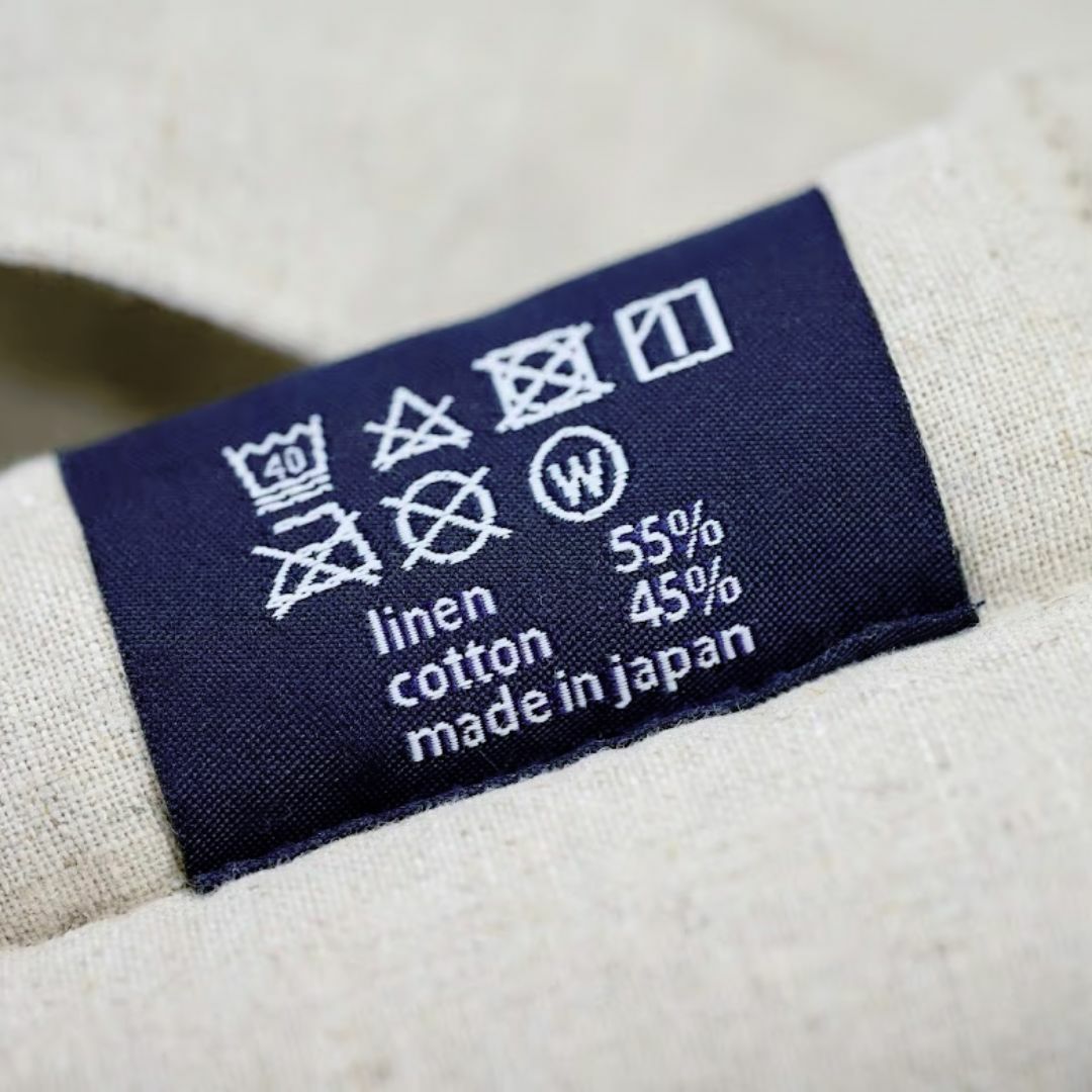 gran mocco(グランモッコ)おんぶ紐 ベーシック【限定色】星砂色(ほしすないろ)高い位置のおんぶで家事も楽々！熊本天草発の昔ながらのおんぶ紐を現代ママ目線でリデザインしたおんぶ紐。抱っこ紐、授乳ケープ、おむつ替えシート、チェアベルトとしても使用可 1000-59-07