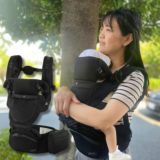 BABY&Me Beren ベビーアンドミー ベーレン 抱っこひも【ヒップシート】【ブラック】新生児横抱き補助、生後4ヶ月から4歳頃20kgまでメッシュでおしゃれ肩腰楽ちんヒップシートキャリア セカンド抱っこ紐にもおすすめ 日本正規販売店 1000-07-93