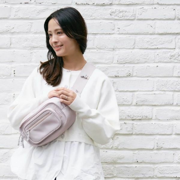 POMULU抱抱包 2WAY育兒抱坐單肩包【開花粉紅色的】(從日本到台灣或香港)日本的人氣品牌　6個月至1歳2歳3歳4歳　20公斤【附有初始鑰匙飾物】