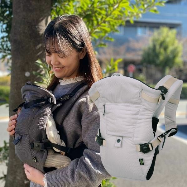 ベビーキャリアファースト【グレージュ】新生児から【まずコレ】超簡単抱っこ紐 帝王切開にもおすすめ 出産準備、1ヶ月健診や里帰り出産、上の子の送迎に大活躍！ 寝たらそのままおろせる、対面抱っこ・前向き抱っこ・4ヶ月からリュック式で簡単おんぶ イニシャルチャーム付き 1000-58-42